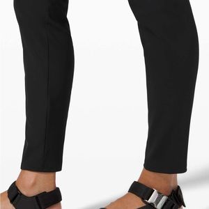 lululemon NWT Here to There HR 7/8 Trousers